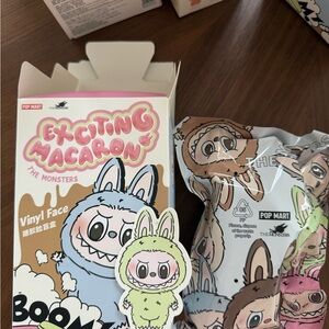 Pop Mart Exciting Macaron Vinyl Face - green grape